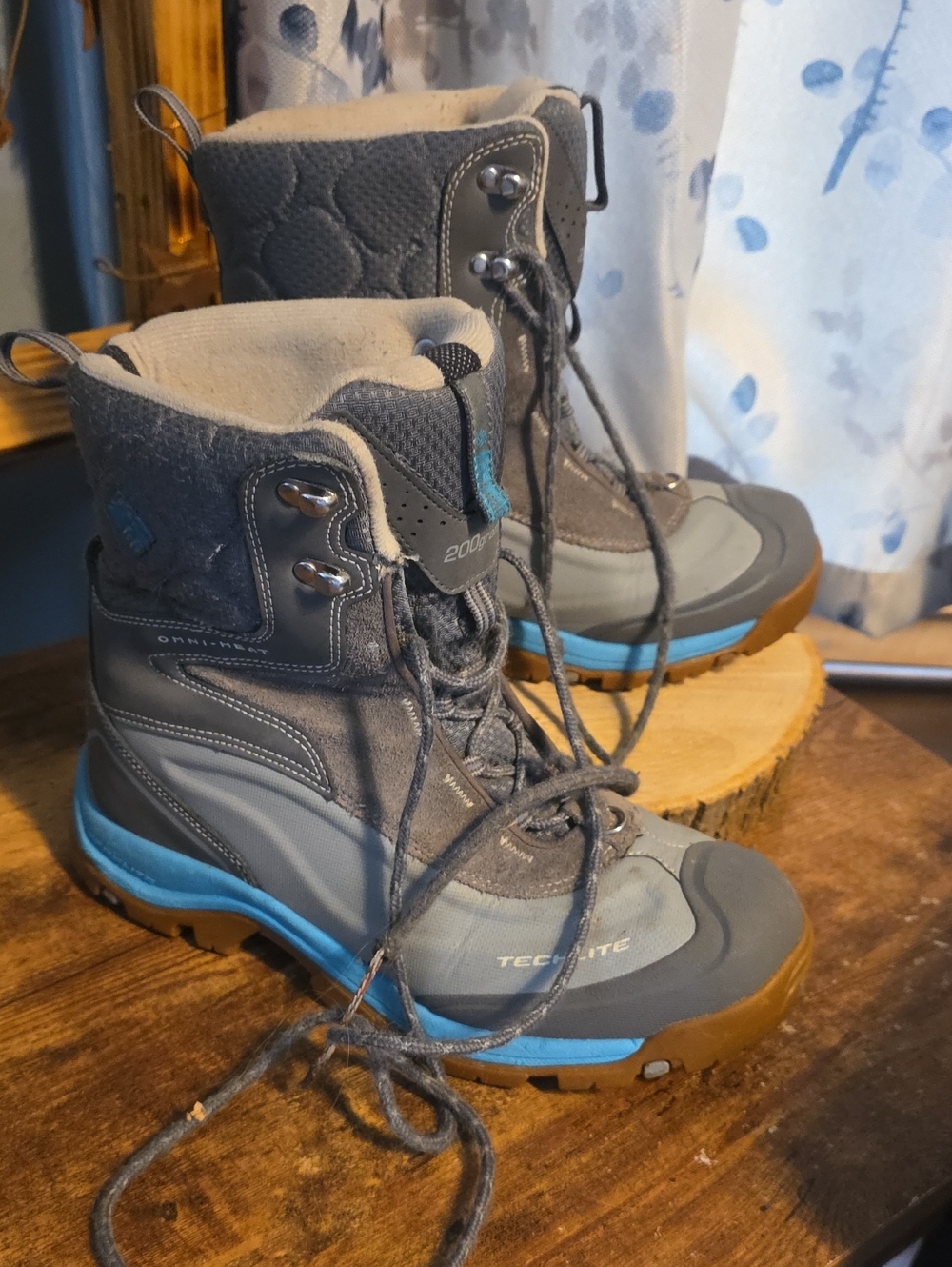 Columbia Omnigrip Waterproof Tech Lite Winter Boots Sz 10